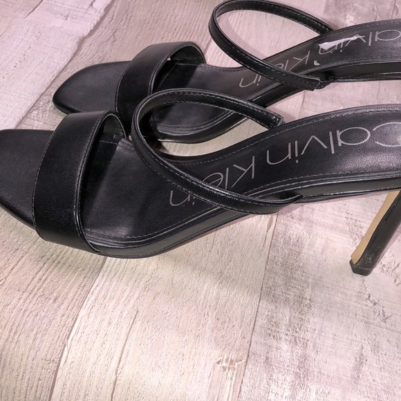 Calvin Klein black square toe heels size 7 1/2 - Picture 7 of 8